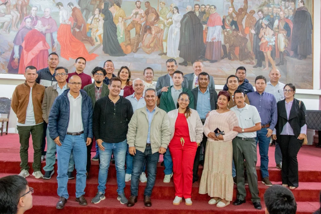 El alcalde Juan Carlos Muñoz Bravo llevó a cabo la posesión de más de 60 personeros, contralores y representantes de distintas instituciones