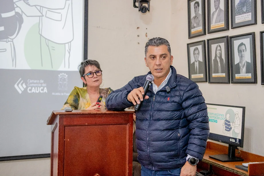 La presidenta ejecutiva de la Cámara de Comercio del Cauca, Ana Fernanda Muñoz,