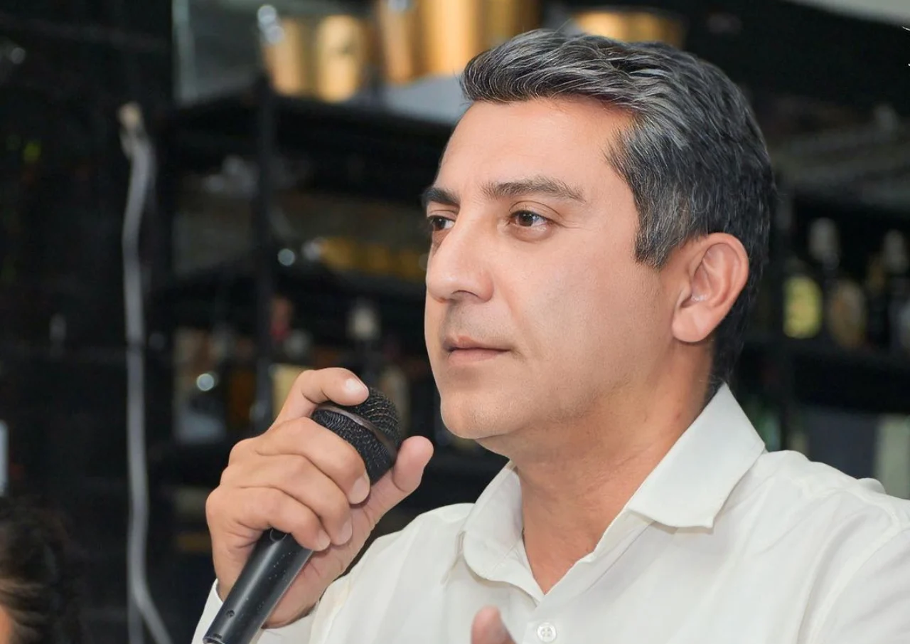 Una nueva controversia sacude a la ciudad de Popayán luego de conocerse que fue radicada una denuncia penal contra el alcalde municipal y otros cinco funcionarios de la administración local.
