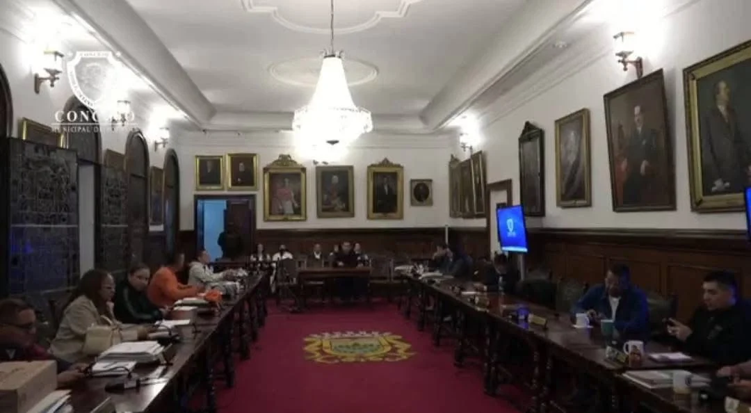 Fuertes críticas han surgido contra el Concejo de Popayán tras programar la rendición de cuentas de la Personería en un horario que muchos califican como inconveniente y alejado de la ciudadanía. La convocatoria, fijada para un lunes festivo, ha generado cuestionamientos sobre la transparencia y el compromiso con la participación ciudadana.