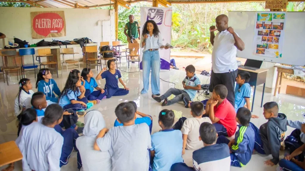 Salvar vidas y llegar a tiempo son algunos de los principios de este mecanismo de búsqueda inmediata que articula las capacidades de 17 entidades para buscar a niñas, niños, mujeres, adolescentes y jóvenes reportados como desaparecidos en el país.