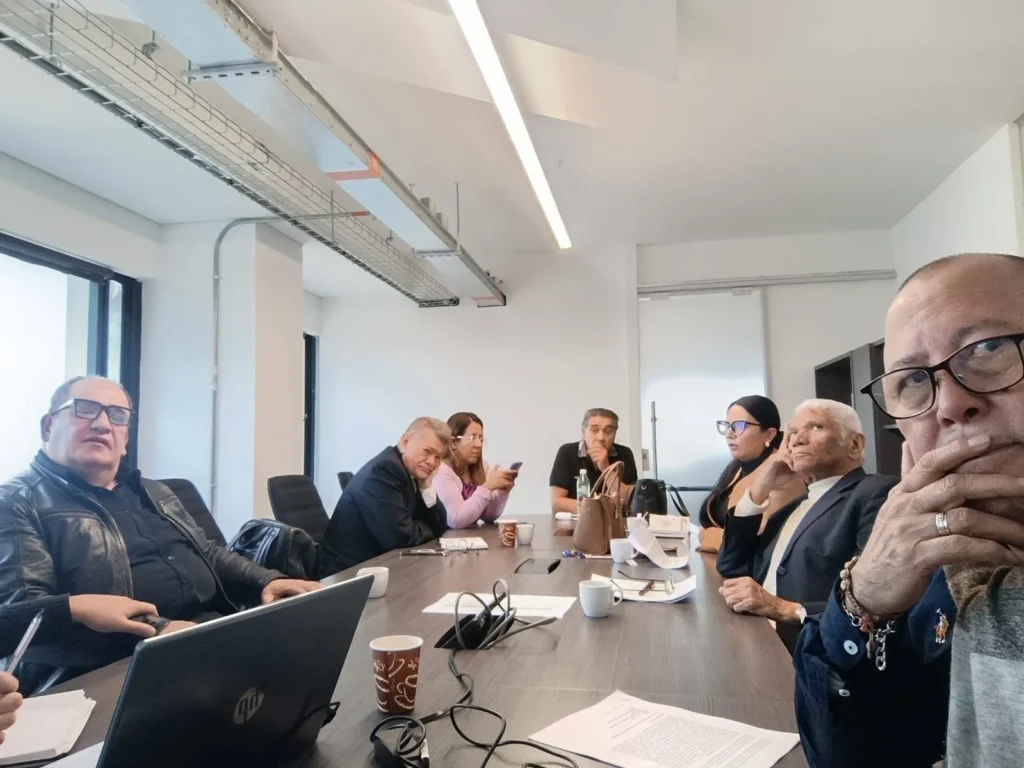 El Decreto 0660 del 26 de junio de 2026 es una norma nacional expedida por el Ministerio del Trabajo que fija reglas sobre los derechos laborales, la seguridad social y la protección de los periodistas, comunicadores sociales y trabajadores afines en Colombia.
