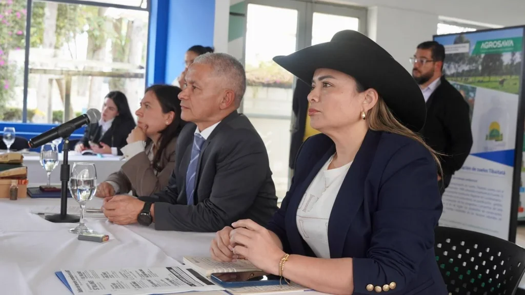 Con un mes al frente de la máxima autoridad de tierras de la nación, Lina María Garrido encontró que la pasada administración solamente entregó 99.477 hectáreas con título de propiedad, frente a una meta establecida de 1,5 millones de hectáreas.